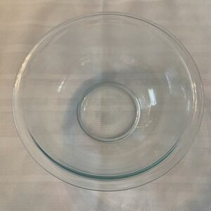Vintage Pyrex 1.5L Mixing Bowl #323